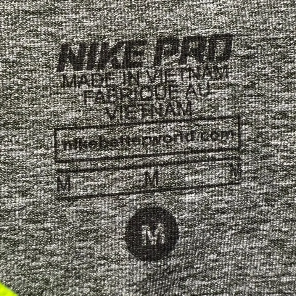 NWT Nike Pro Gray &‎ Yellow Dri-Fit Competition Base Layer crop leggings Medium